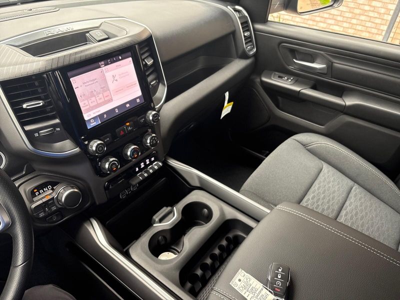 New 2026 RAM 1500 Express Crew Cab 4x4 5