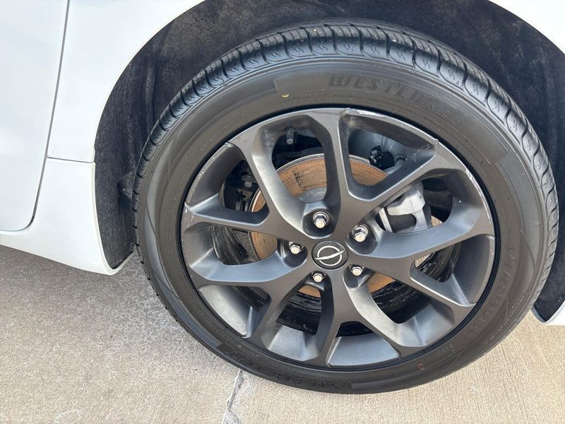 Used 2025 Chrysler Pacifica LimitedImage 13