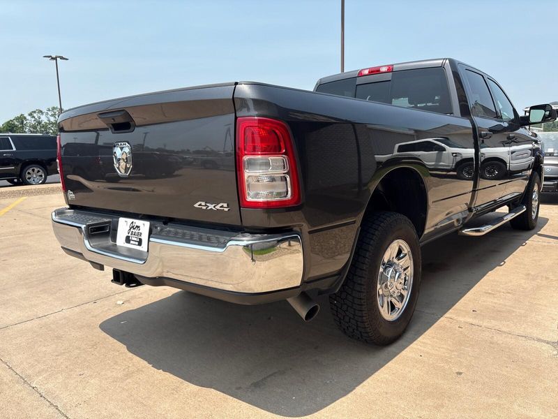 2022 RAM 3500 TradesmanImage 9