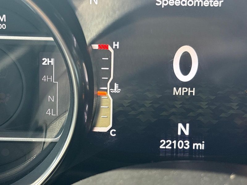 Used 2023 Jeep Wrangler WillysImage 15