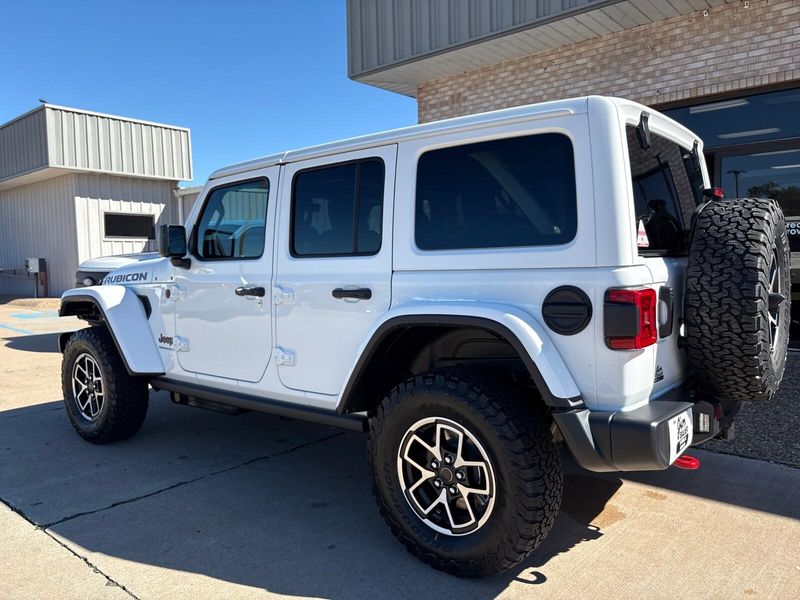 New 2027 Jeep Wrangler 4-door RubiconImage 10