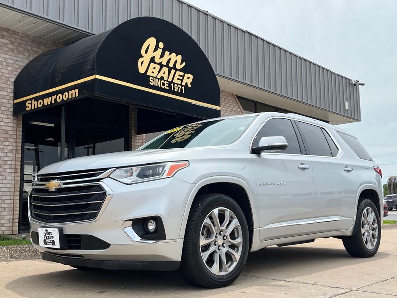 2019 Chevrolet Traverse PremierImage 1