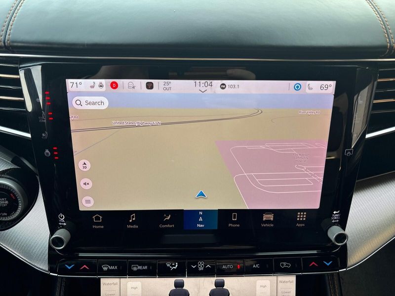 2022 Jeep Grand Wagoneer Series IIIImage 27