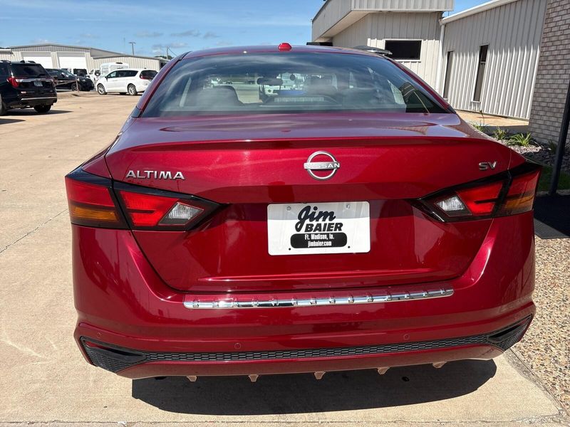 Used 2023 Nissan Altima 2.5 SVImage 9