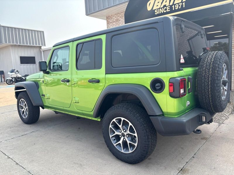 New 2025 Jeep Wrangler 4-door Sport SImage 11