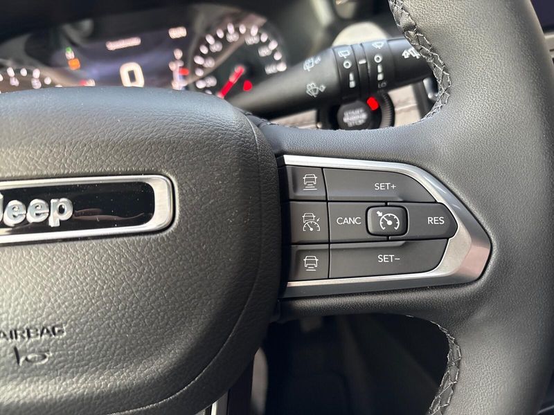 New 2026 Jeep Compass Limited 4x4Image 14