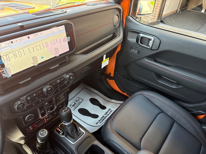 2025 Jeep Wrangler 4-door RubiconImage 23