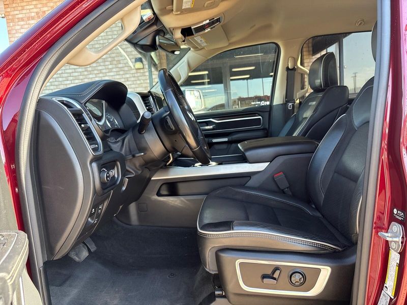 Used 2021 RAM 1500 LaramieImage 3