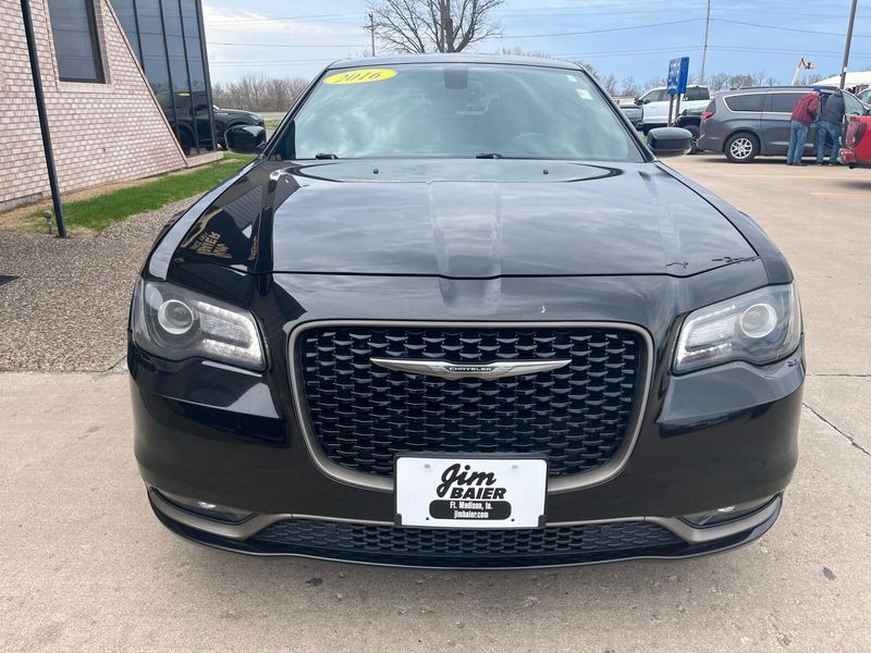 2016 Chrysler 300 300SImage 6