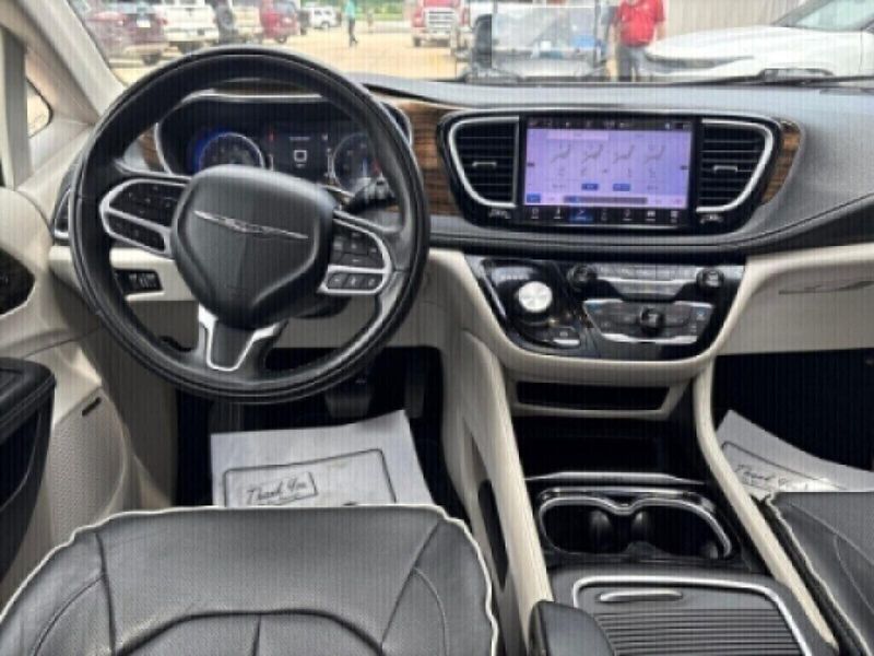 2022 Chrysler Pacifica LimitedImage 6
