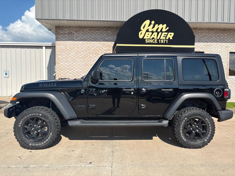 Used 2023 Jeep Wrangler WillysImage 2