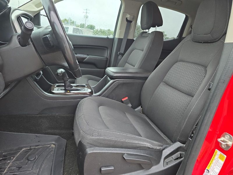 Used 2015 GMC Canyon 2WD SLEImage 10