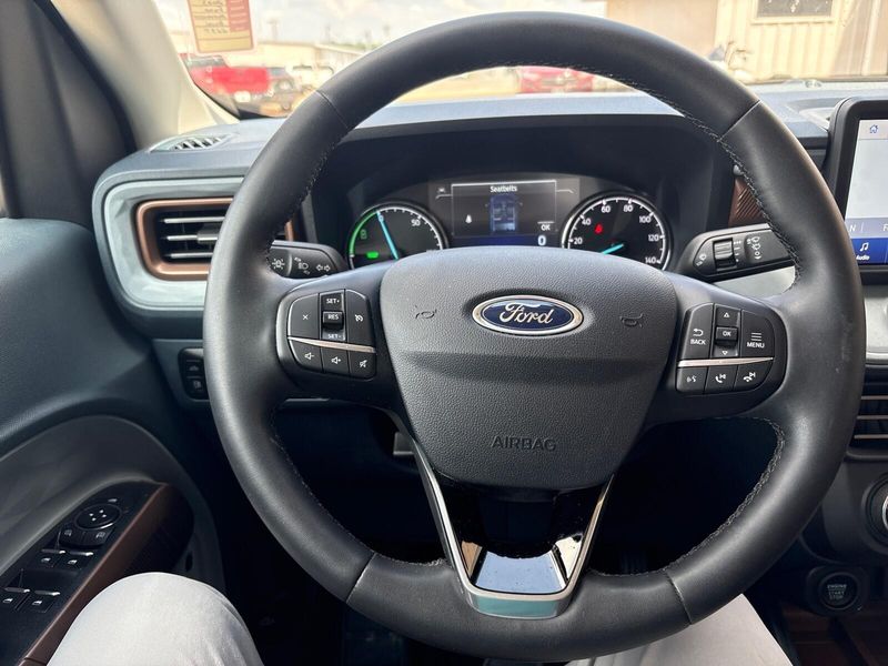 Used 2023 Ford Maverick LariatImage 15