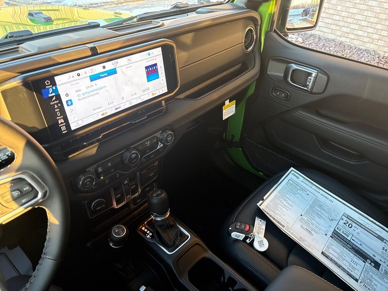 New 2026 Jeep Wrangler 4-door SaharaImage 14