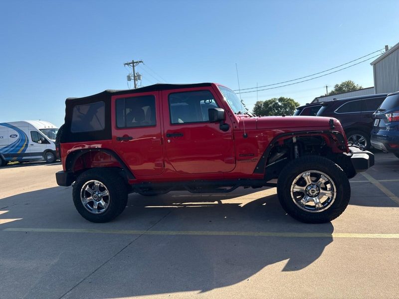 Used 2015 Jeep Wrangler Unlimited SportImage 6