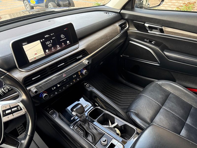 Used 2020 Kia Telluride SXImage 17