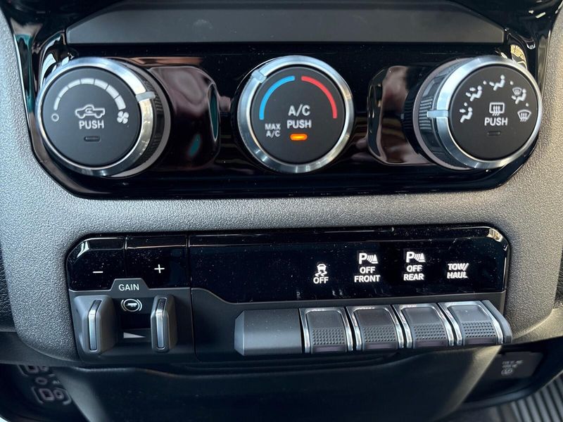 New 2026 RAM 1500 Warlock Crew Cab 4x4 5