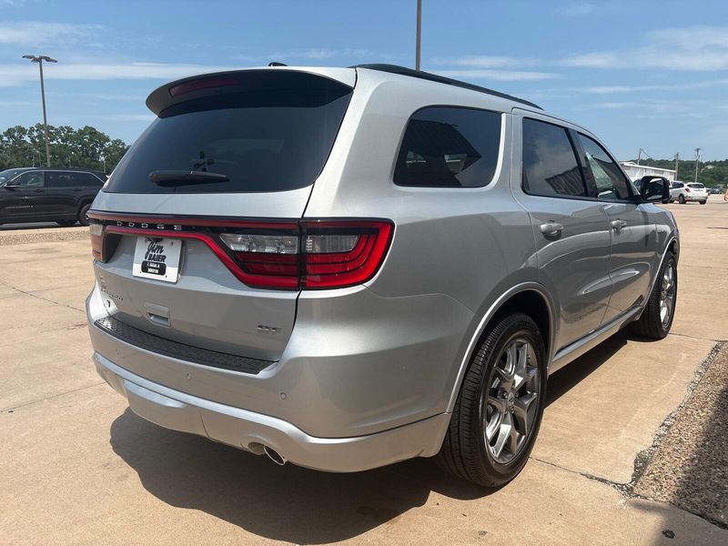 New 2026 Dodge Durango Gt Plus Awd Hemi V8Image 11