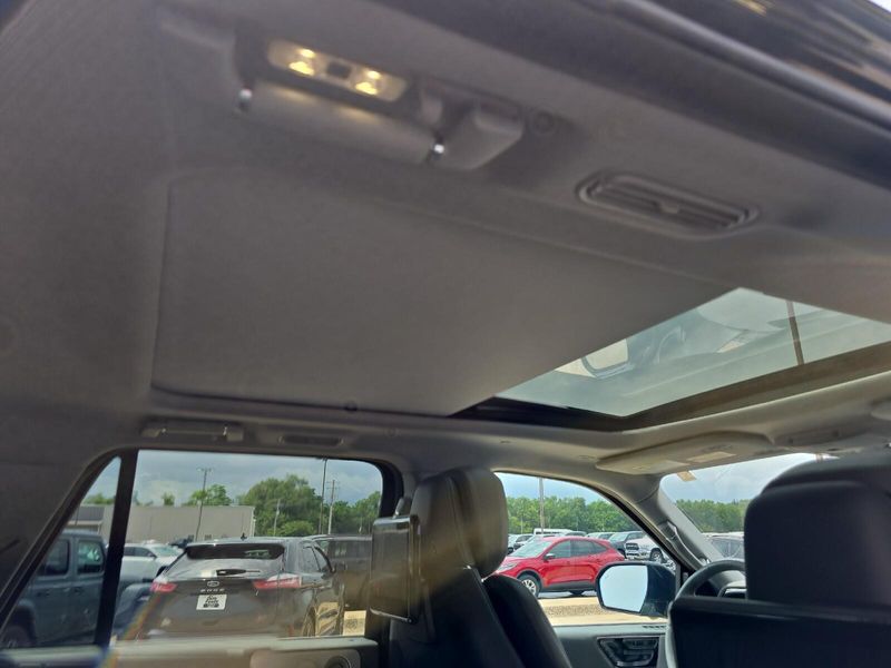 Used 2020 Lincoln Navigator ReserveImage 14