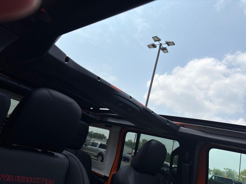 2025 Jeep Wrangler 4-door RubiconImage 8
