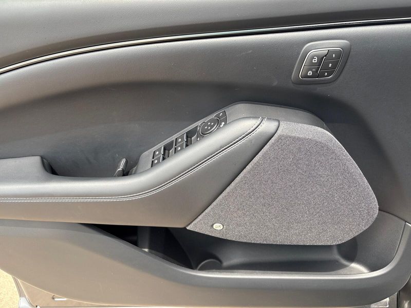2021 Ford Mustang Mach-E PremiumImage 13