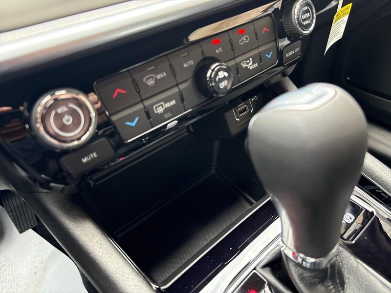 New 2026 Jeep Compass Limited 4x4Image 17