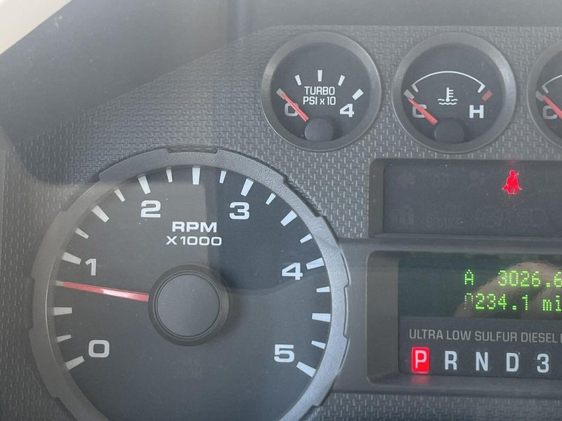 2008 Ford F-250 FX4Image 11