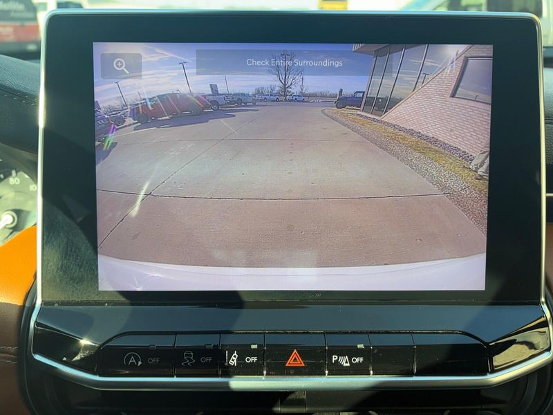 Used 2023 Jeep Compass LimitedImage 19