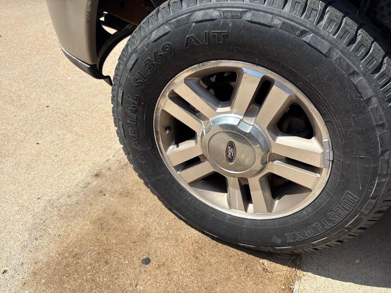 Used 2007 Ford F-150 LariatImage 12