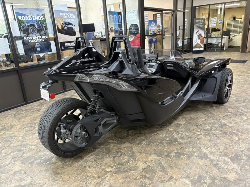 2017 Polaris Slingshot Image 8