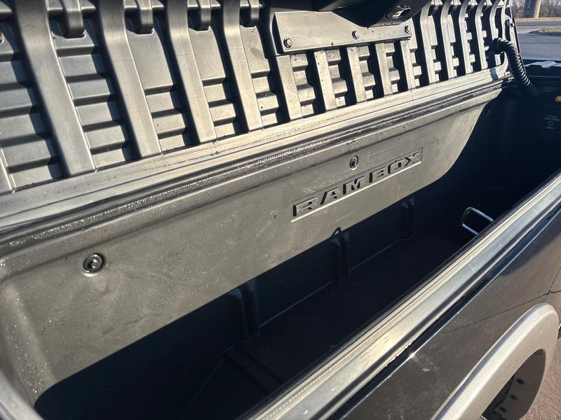 Used 2020 RAM 1500 LaramieImage 15