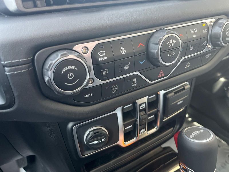 2025 Jeep Gladiator Sport S 4x4Image 18