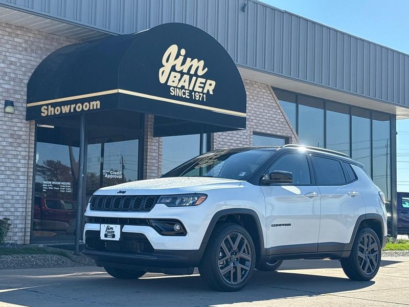 New 2026 Jeep Compass Limited Altitude 4x4Image 1