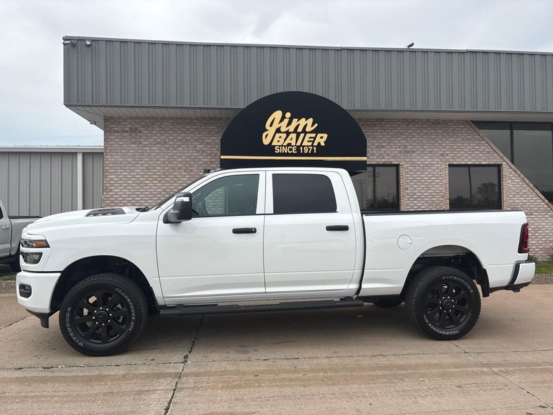 New 2026 RAM 2500 Black Express Crew Cab 4x4 6