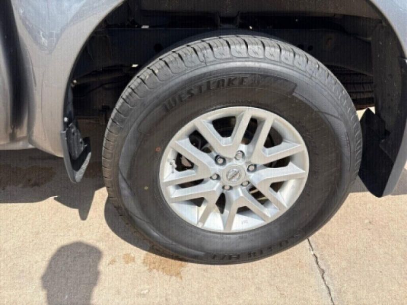 2018 Nissan Frontier SV V6Image 11