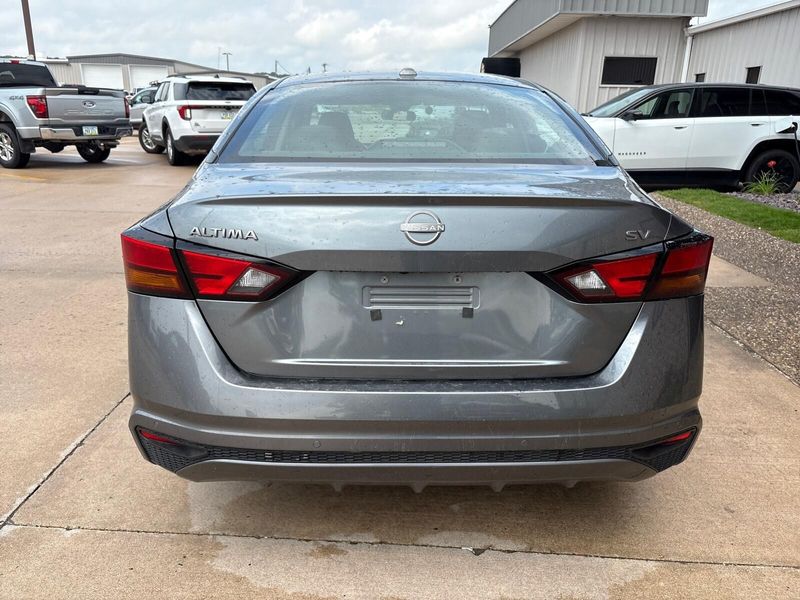 Used 2023 Nissan Altima 2.5 SVImage 9