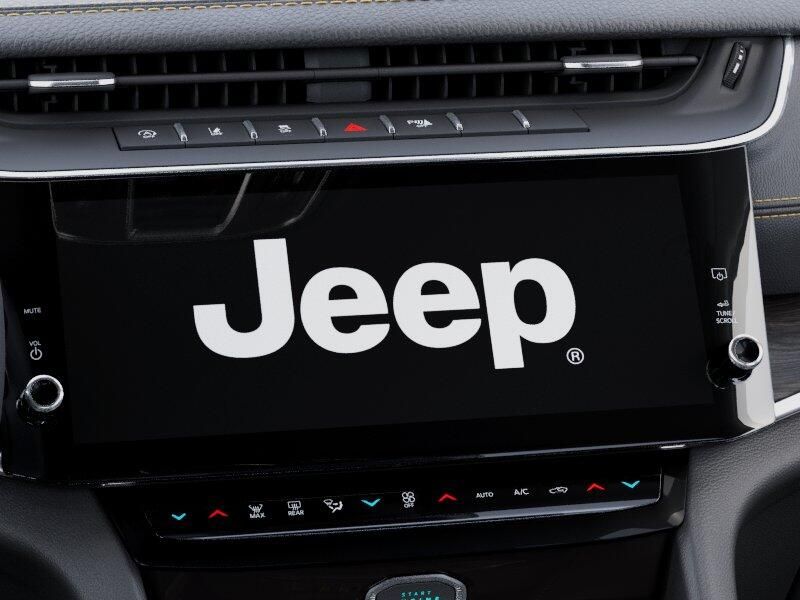 New 2026 Jeep Grand Cherokee 85th Anniversary Edition 4x4Image 10