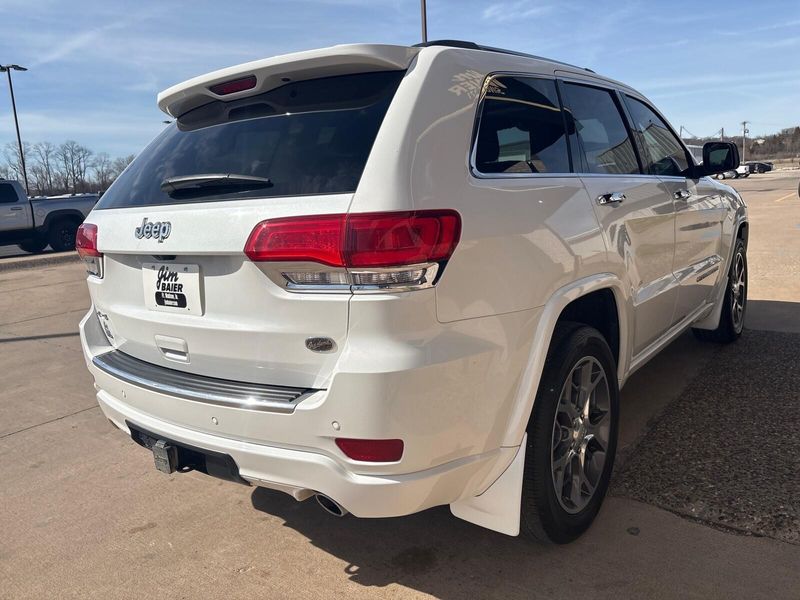 Used 2020 Jeep Grand Cherokee OverlandImage 10