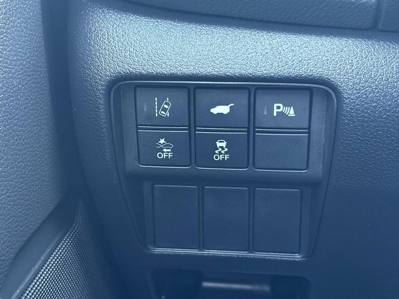 Used 2021 Honda CR-V Hybrid EX-LImage 14