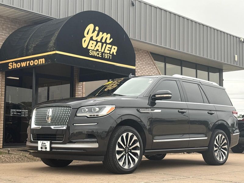 2022 Lincoln Navigator ReserveImage 1