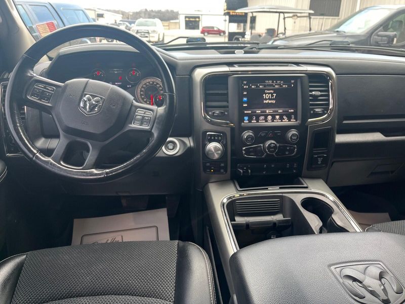 2017 RAM 1500 NightImage 5