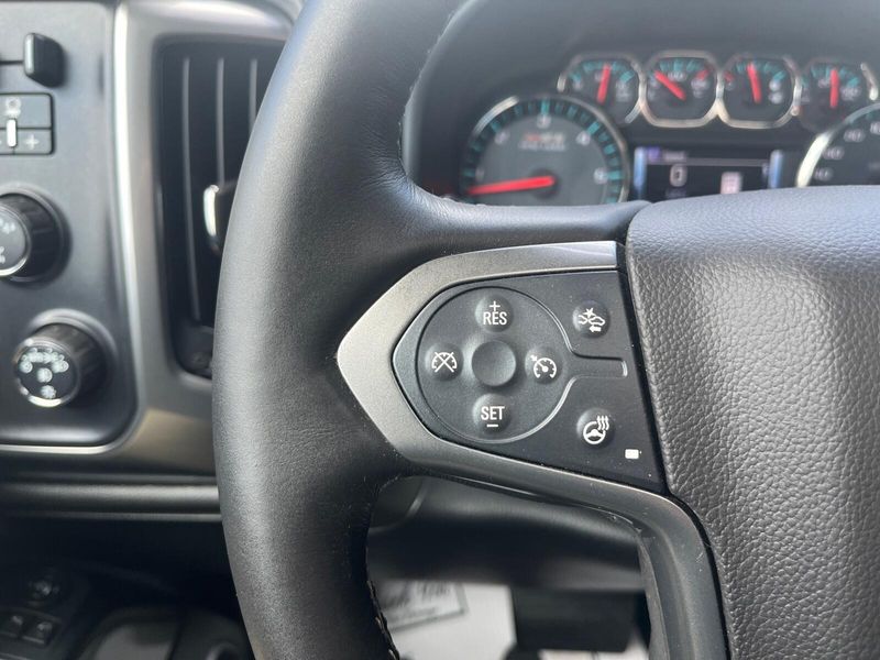 2017 Chevrolet Silverado 1500 LTZImage 17