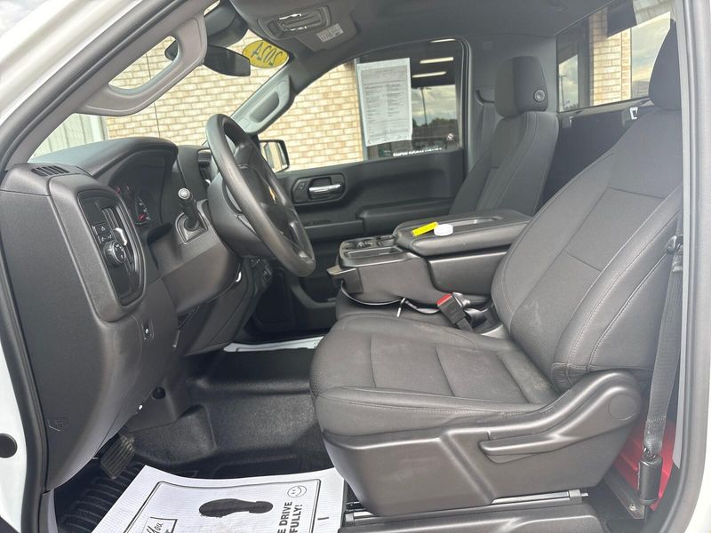Used 2024 Chevrolet Silverado 1500 Work TruckImage 3