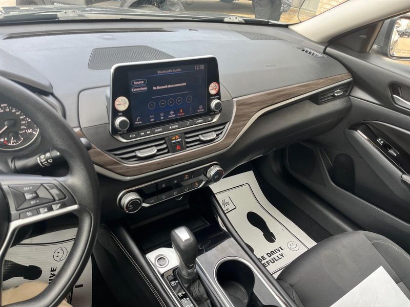 2023 Nissan Altima 2.5 SVImage 16