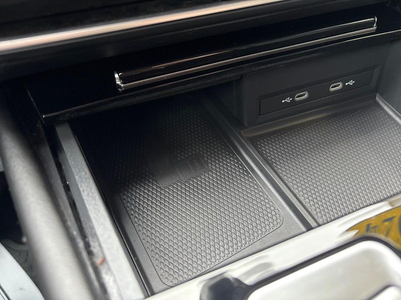 Used 2024 Volkswagen Atlas 2.0T SE w/TechnologyImage 18