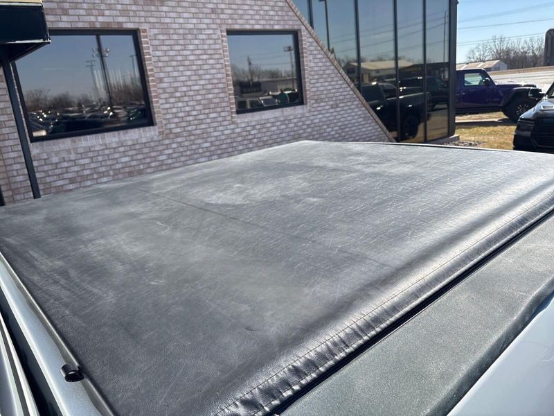 Used 2018 RAM 1500 Big HornImage 15