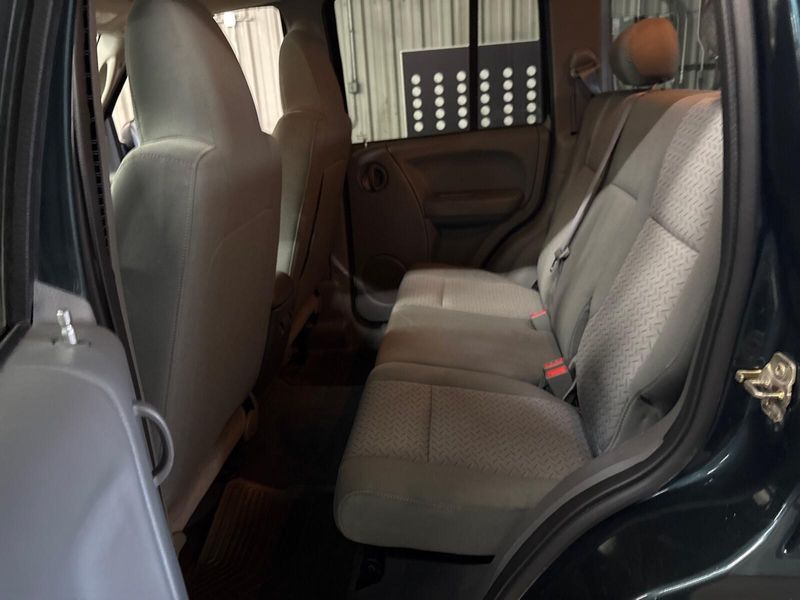 Used 2005 Jeep Liberty RenegadeImage 3