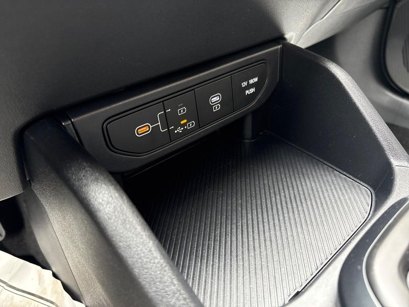 Used 2025 Kia K4 LXSImage 17