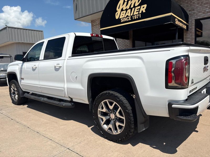 Used 2017 GMC Sierra 1500 SLTImage 11