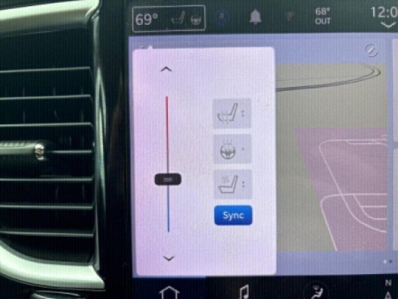 2022 Chrysler Pacifica LimitedImage 25